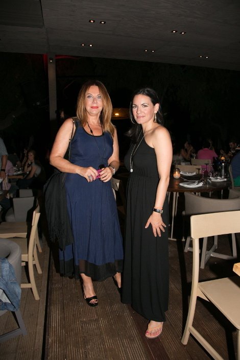 Η Ολγα Κεφαλογιάννη μαγνήτισε τα βλέμματα στο πάρτι γενεθλίων του Νίνο -Εντυπωσίασε με το μαύρο αέρινο φόρεμά της [εικόνες] | iefimerida.gr 3