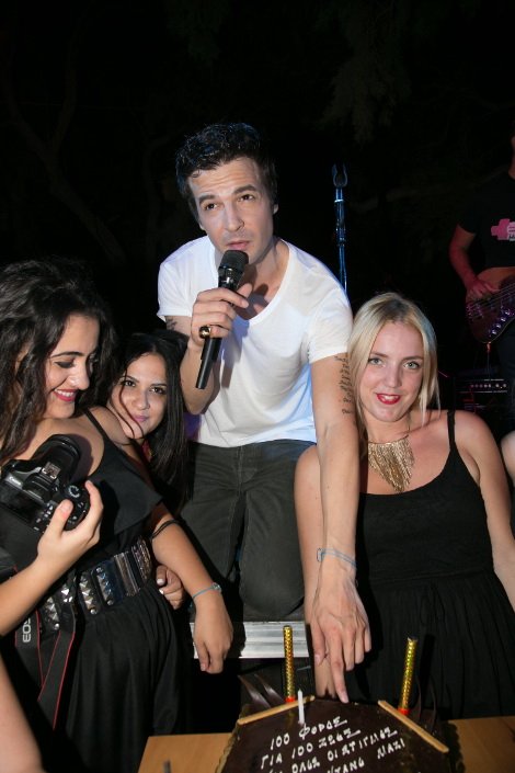 Η Ολγα Κεφαλογιάννη μαγνήτισε τα βλέμματα στο πάρτι γενεθλίων του Νίνο -Εντυπωσίασε με το μαύρο αέρινο φόρεμά της [εικόνες] | iefimerida.gr 4