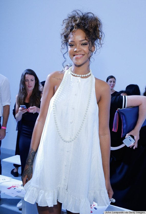 Με τις... πυτζάμες εμφανίστηκε η Ριάνα στην Εβδομάδα Μόδας της Νέας Υόρκης [εικόνες] | iefimerida.gr 0