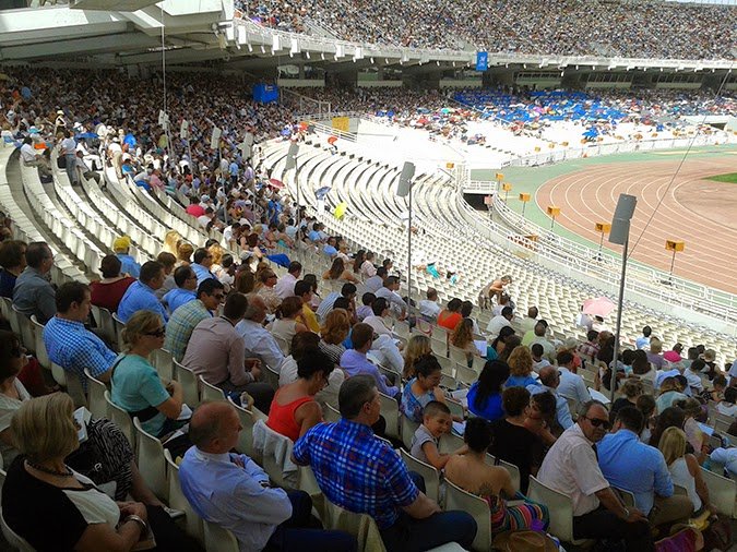 Η υποψήφια ευρωβουλευτής του Ποταμιού Χριστίνα Ταχιάου πήγε στο Συνέδριο των Ιεχωβάδων και γράφει τι είδε [εικόνες] | iefimerida.gr 1