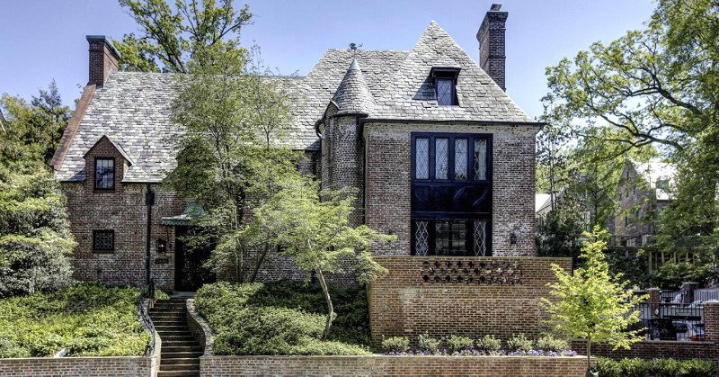 Η Μισέλ αποκαλύπτει γιατί ο Μπαράκ Ομπάμα «μισεί» τη μικρή τους κόρη [εικόνες] | iefimerida.gr 0