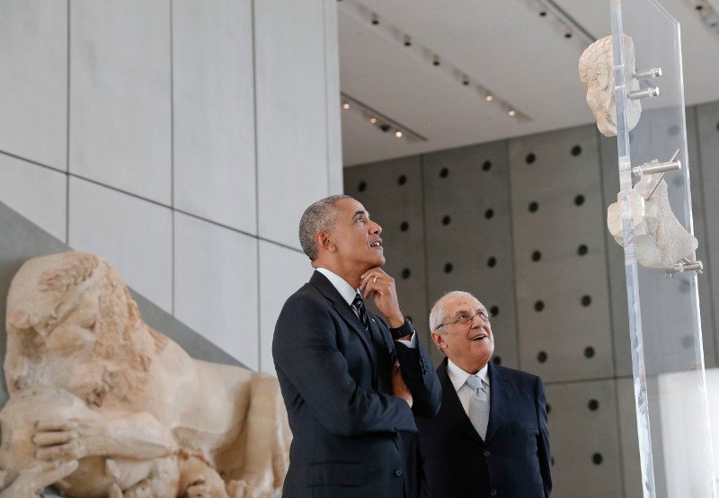 Καρέ καρέ η ξενάγηση Ομπάμα στο Μουσείο Ακρόπολης -Εντυπωσιάστηκε, «θα επιστρέψω με τη Μισέλ και τα παιδιά», είπε [εικόνες] | iefimerida.gr 0