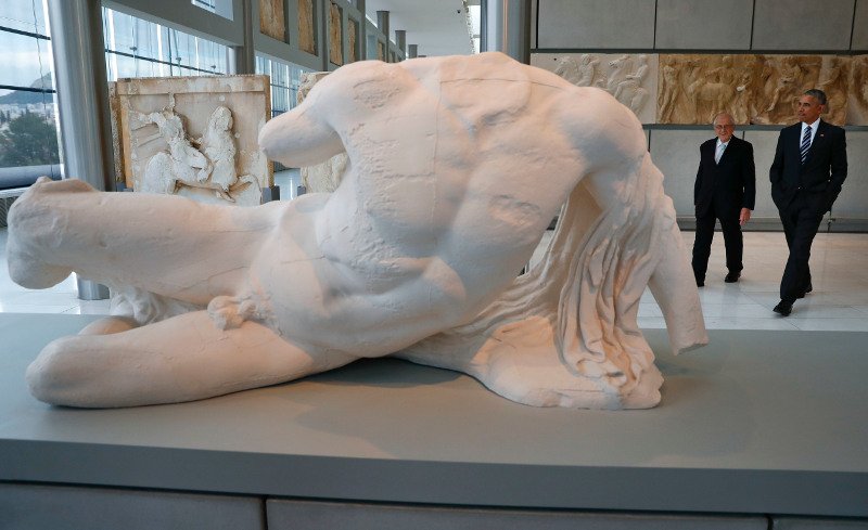 Καρέ καρέ η ξενάγηση Ομπάμα στο Μουσείο Ακρόπολης -Εντυπωσιάστηκε, «θα επιστρέψω με τη Μισέλ και τα παιδιά», είπε [εικόνες] | iefimerida.gr 1