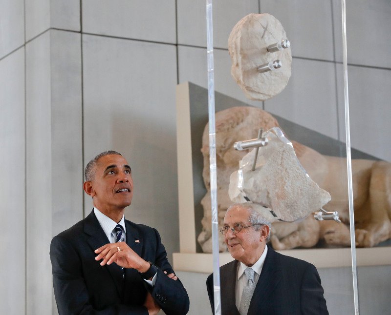 Καρέ καρέ η ξενάγηση Ομπάμα στο Μουσείο Ακρόπολης -Εντυπωσιάστηκε, «θα επιστρέψω με τη Μισέλ και τα παιδιά», είπε [εικόνες] | iefimerida.gr 7