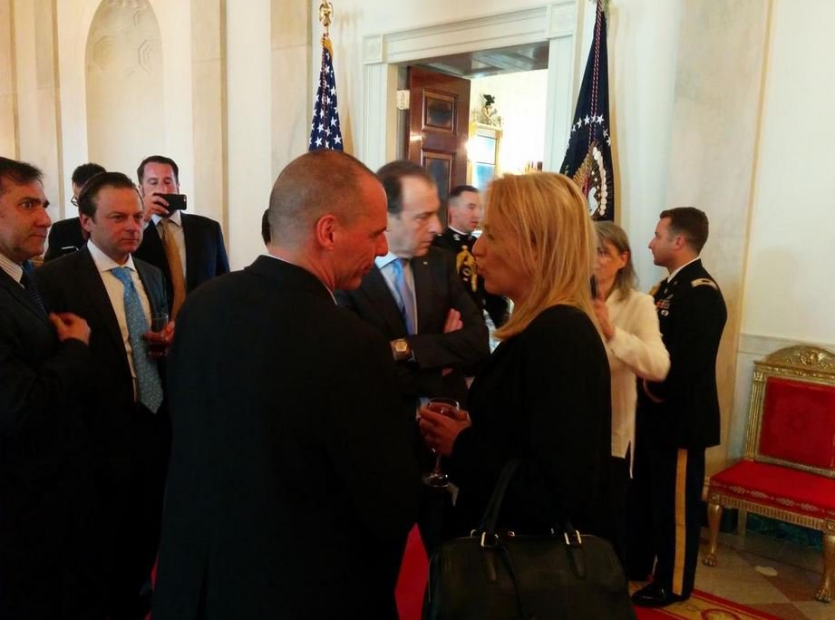 Το 10λεπτο τετ α τετ του Βαρουφάκη με τον Ομπάμα στον Λευκό Οίκο [εικόνες]  | iefimerida.gr 7