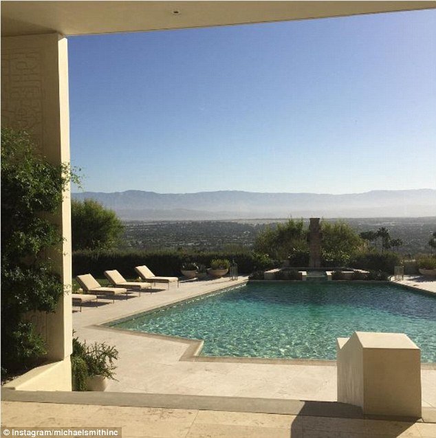 Ο Ομπάμα... παίζει γκολφ -Μίνι διακοπές με τη Μισέλ [εικόνες & βίντεο] | iefimerida.gr 4