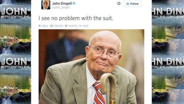 Ο Ομπάμα μιλούσε για πόλεμο και όλοι κοίταζαν το μπεζ σακάκι του [εικόνες] | iefimerida.gr 2