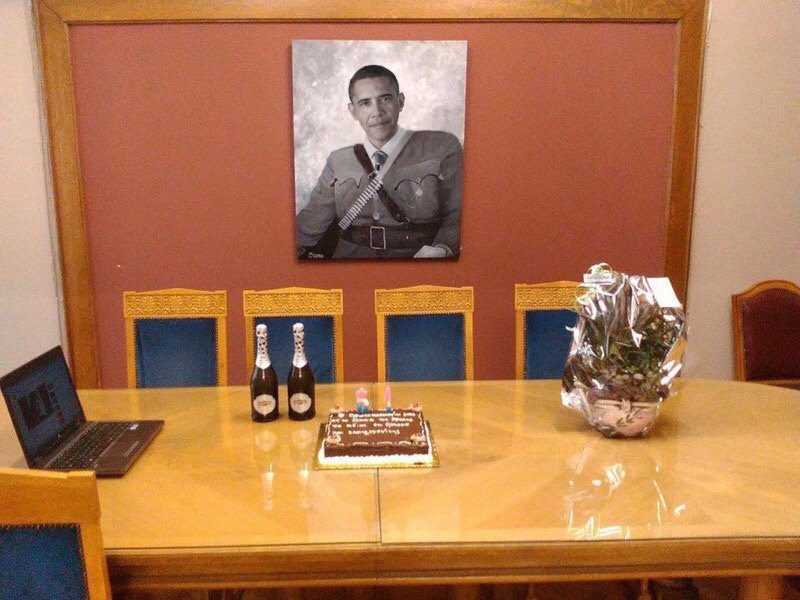 Το Τwitter... περιμένει τον Ομπάμα -«Φονιάδες των λαών Αμερικ... Ωπ! Καλώς ήρθατε κύριε» | iefimerida.gr 3