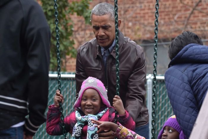 «Το κάστρο της Μαλία και της Σάσα»: Οι Ομπάμα δώρισαν την παιδική χαρά των κοριτσιών τους [εικόνες & βίντεο] | iefimerida.gr 0