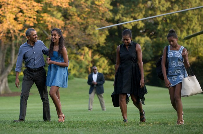 Το σπίτι όπου περνούσαν τα καλοκαίρια τους οι Ομπάμα βγαίνει στο σφυρί -Σύγχρονο και πολυτελές [εικόνες] | iefimerida.gr 0