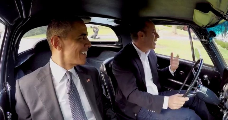Ο Ομπάμα οδηγεί σπινιάροντας στο Λευκό Οίκο μια vintage Corvette Stingray [εικόνες & βίντεο] | iefimerida.gr 5