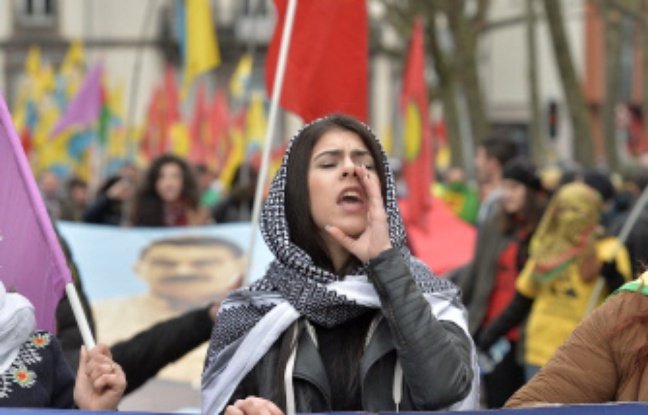 Στρασβούργο: Χιλιάδες Κούρδοι διαδήλωσαν για την απελευθέρωση του Οτσαλάν [εικόνες & βίντεο] | iefimerida.gr 3