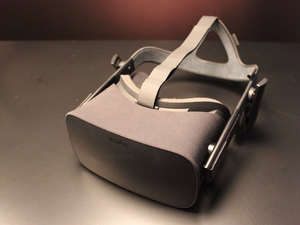 Oculus Rift, μόλις κυκλοφόρησε: Η συσκευή που αλλάζει τα video games -Φοράς τη μάσκα και μπαίνεις μέσα στο παιχνίδι [εικόνες & βίντεο] | iefimerida.gr 0