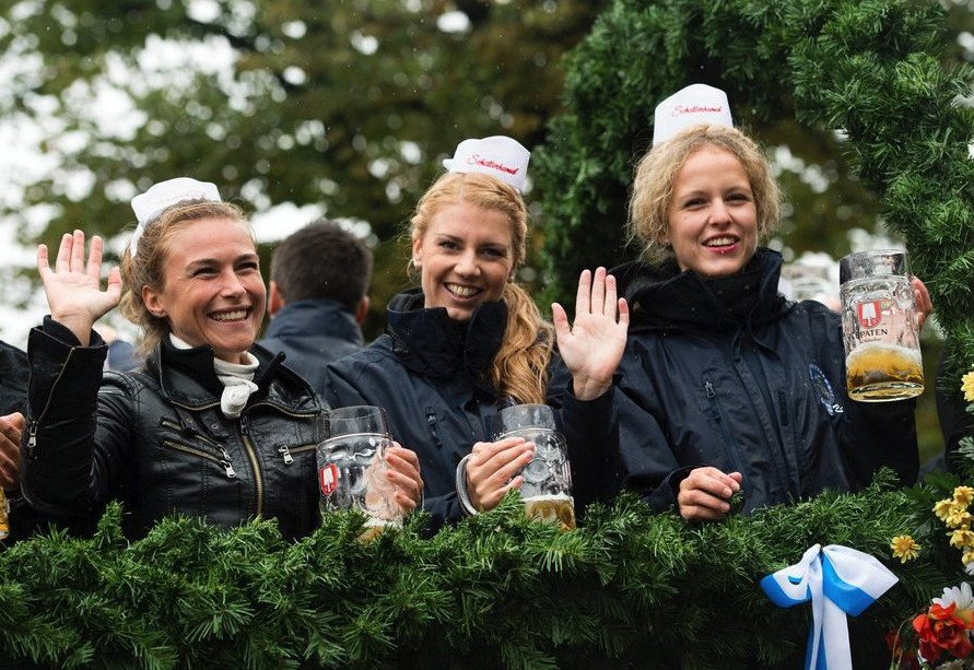 Oktoberfest στο Μόναχο υπό αυστηρά μέτρα ασφαλείας -Εφτιαξαν φράχτη, απαγορεύονται οι τσάντες! [εικόνες] | iefimerida.gr 0