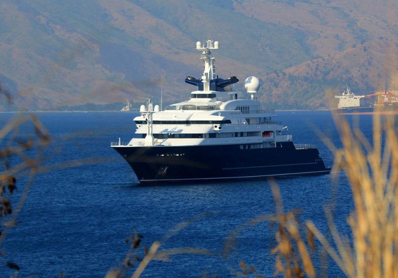 Είχε ένα από τα μεγαλύτερα γιοτ του κόσμου, το Octopus