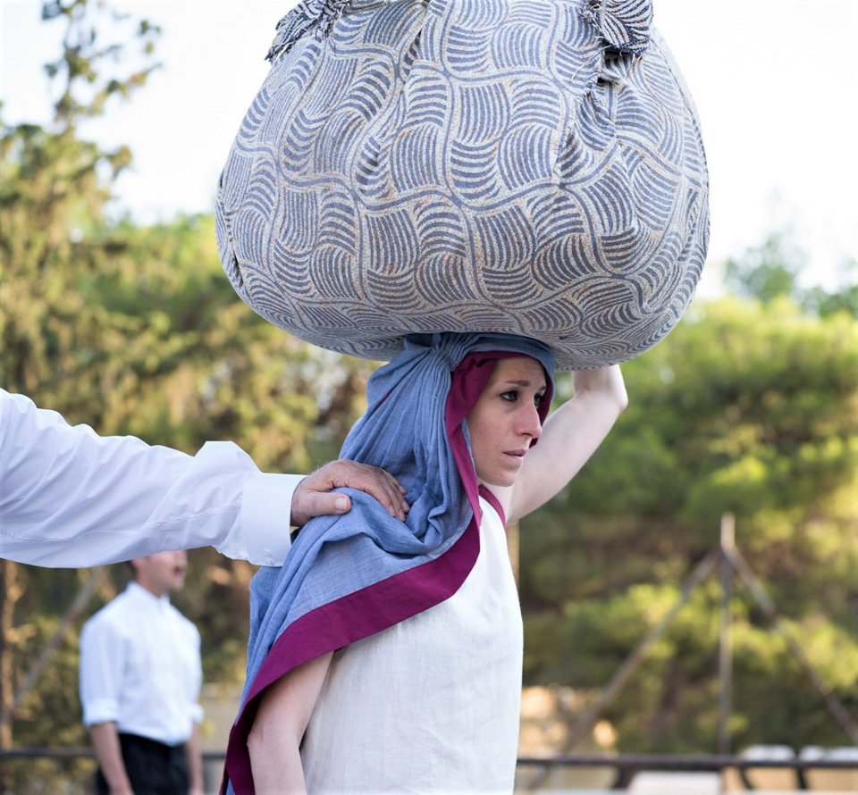 Ο Οιδίποδας στην Επίδαυρο βάζει υποψηφιότητα για τις τοπ παραστάσεις της σεζόν [εικόνες & βίντεο]  | iefimerida.gr 2