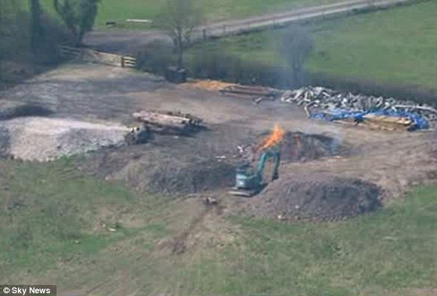 Ανακάλυψαν τεράστιο κοίτασμα πετρελαίου μια ανάσα από το Λονδίνο [εικόνες] | iefimerida.gr 0