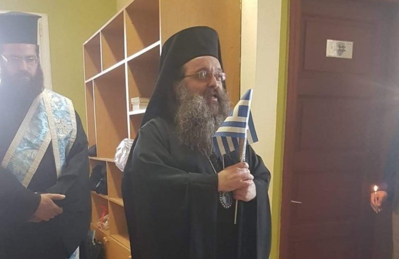 Το πρώτο «Χριστός Ανέστη» στην Ευρώπη ακούστηκε στην Παναγιά  των Οινουσσών [εικόνες] | iefimerida.gr 1