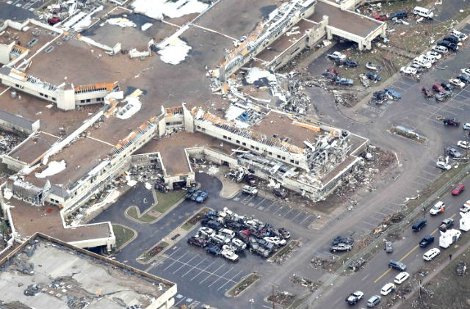 Το μωρό – σύμβολο της Οκλαχόμα που γεννήθηκε την ώρα που ο ανεμοστρόβιλος διέλυε το μαιευτήριο [εικόνες] | iefimerida.gr 2