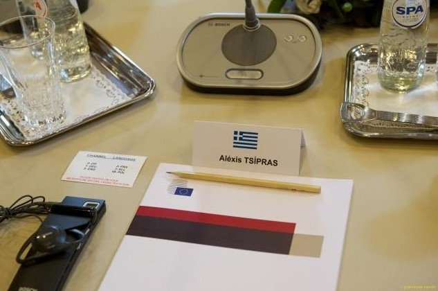 Μίνι Σύνοδος Κορυφής για την Ελλάδα: Γιατί η επταμερής έγινε... οκταμερής [εικόνες & βίντεο] | iefimerida.gr 3