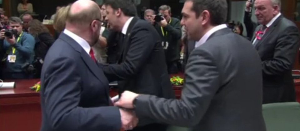 Η στιγμή που ο Ολάντ λέει στον Τσίπρα: Λύση απόψε, Αλέξη [εικόνες και βίντεο] | iefimerida.gr 8