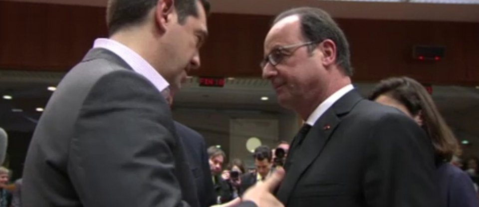 Η στιγμή που ο Ολάντ λέει στον Τσίπρα: Λύση απόψε, Αλέξη [εικόνες και βίντεο] | iefimerida.gr 5