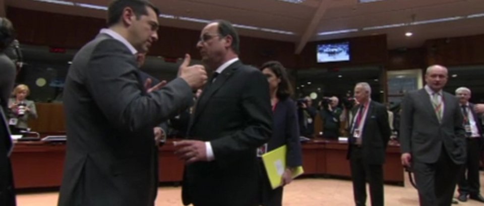 Η στιγμή που ο Ολάντ λέει στον Τσίπρα: Λύση απόψε, Αλέξη [εικόνες και βίντεο] | iefimerida.gr 2