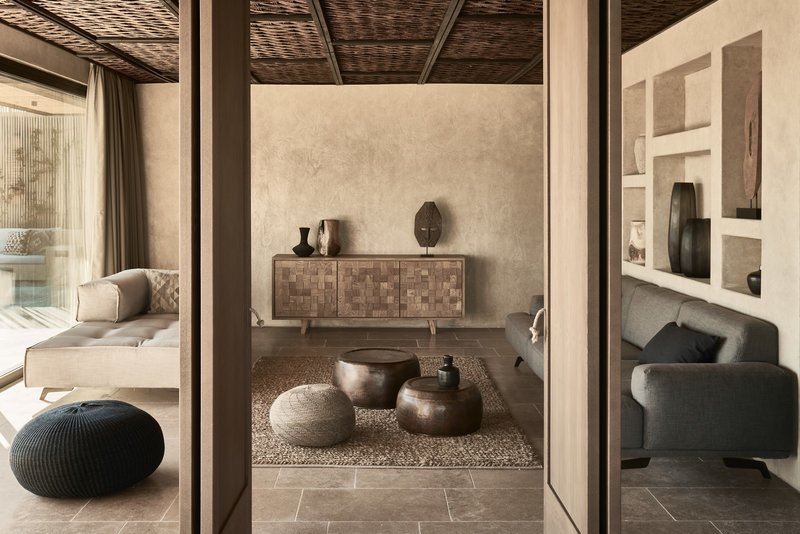 Ανετα και πολυτελή με έπιπλα προσεκτικά επιλεγμένα