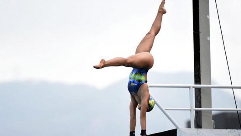 «Εκρηκτική» αθλήτρια καταδύσεων αποβλήθηκε από το Ολυμπιακό χωριό λόγω σεξουαλικού σκανδάλου [εικόνες] | iefimerida.gr 1