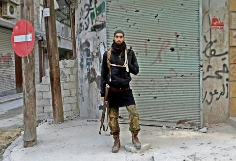 Ολλανδός εντάχθηκε στο ISIS, έγινε τζιχαντιστής και ποστάρει για τη ζωή του στο Tumblr -Οι απαντήσεις σοκ στις ερωτήσεις που του κάνουν άλλοι χρήστες [εικόνες] | iefimerida.gr 4