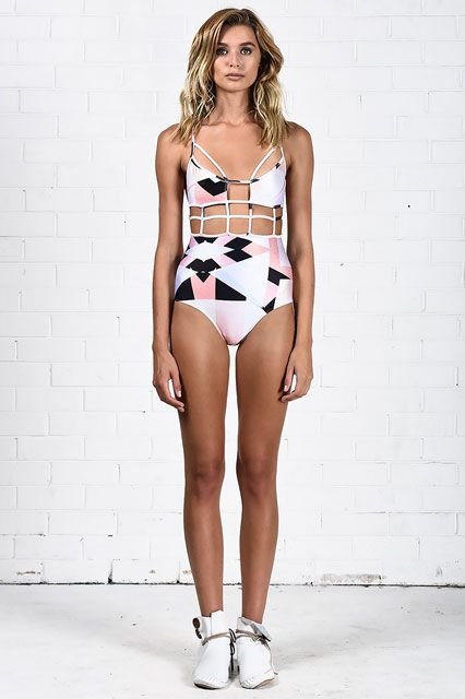 Τα ολόσωμα είναι τα νέα μπικίνι -Τα 15 καλύτερα για το φετινό καλοκαίρι [εικόνες] | iefimerida.gr 10