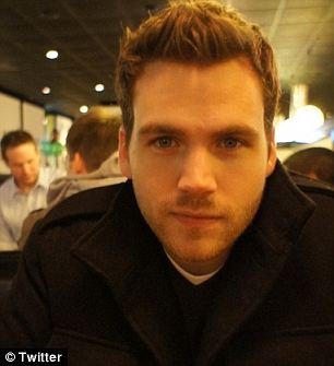 Αμερικανός «ξεγελάει» τα μέτρα ασφαλείας σε αεροδρόμιο-Εφτιαξε αυτοσχέδιο όπλο με προϊόντα από το Duty Free [εικόνες+βίντεο] | iefimerida.gr 5