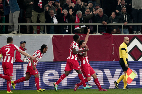 Ιστορική νίκη για τον Ολυμπιακό: 2-0 τη Μάντσεστερ με επιβλητική εμφάνιση [εικόνες&βίντεο] | iefimerida.gr 3