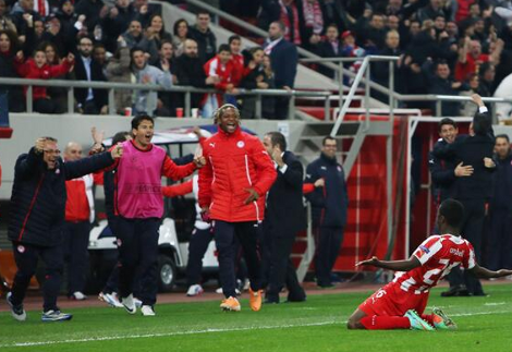 Ιστορική νίκη για τον Ολυμπιακό: 2-0 τη Μάντσεστερ με επιβλητική εμφάνιση [εικόνες&βίντεο] | iefimerida.gr 5