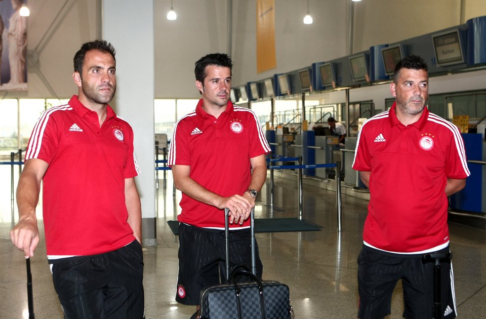 Στην Ολλανδία ο Ολυμπιακός με νέο πρόσωπο τον Φινμπόγκασον [εικόνες] | iefimerida.gr 1