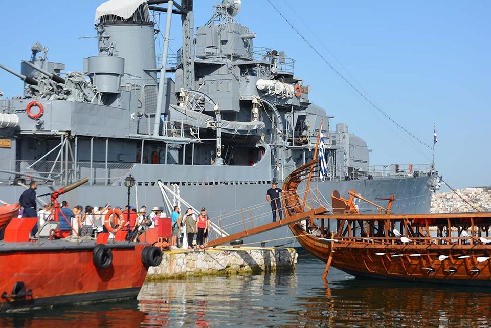  Aνοιξε πανιά η τριήρης «Ολυμπιάς» -Πότε και πού μπορούν να κωπηλατήσουν πολίτες [εικόνες & λίστα] | iefimerida.gr 4