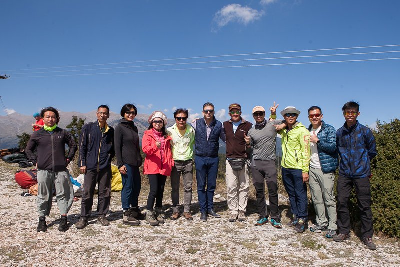 Κινέζοι τουρίστες προσγειώθηκαν στον Ολυμπο -Κάνοντας παραπέντε [εικόνες] | iefimerida.gr 2