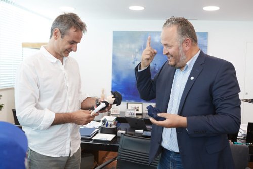 Συνάντηση Μητσοτάκη-Ολυμπιακής Ομάδας Κωφών: Ο αγώνας σας ακουμπάει στις καρδιές όλων [εικόνες] | iefimerida.gr 2