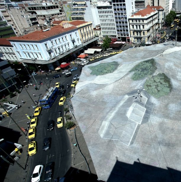 Ξαφνικά η Ομόνοια έγινε καταφύγιο -Καμουφλαρισμένη και «χαμένη» από το Google maps [εικόνες]  | iefimerida.gr 1