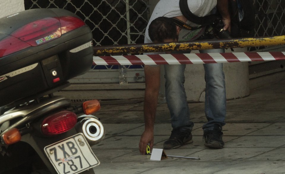 Eξιχνιάστηκε η υπόθεση της ανθρωποκτονίας στην Ομόνοια -Aναζητείται ο δράστης [εικόνες] | iefimerida.gr 0