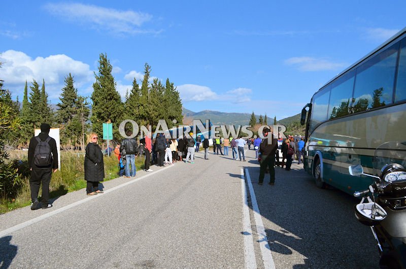 Θανατηφόρο τροχαίο στην Εθνική Οδό Αντιρρίου-Ιωαννίνων με λεωφορείο του ΚΤΕΛ -Ενας νεκρός [εικόνες] | iefimerida.gr 4