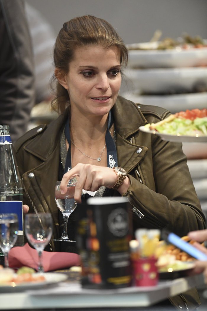 Χαμογελαστή και... ορεξάτη η Αθηνά Ωνάση, για πρώτη φορά μετά το διαζύγιο [εικόνες] | iefimerida.gr 2