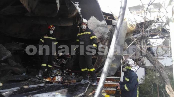 Λάρισα: Καταστράφηκε ολοσχερώς τυροκομείο από πυρκαγιά [εικόνες] | iefimerida.gr 0