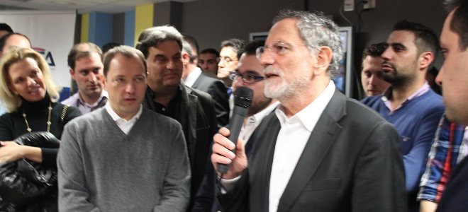 Πρεμιέρα για τον Ανδρέα Ψυχάρη σε κομματική εκδήλωση της ΟΝΝΕΔ [εικόνες] | iefimerida.gr 1