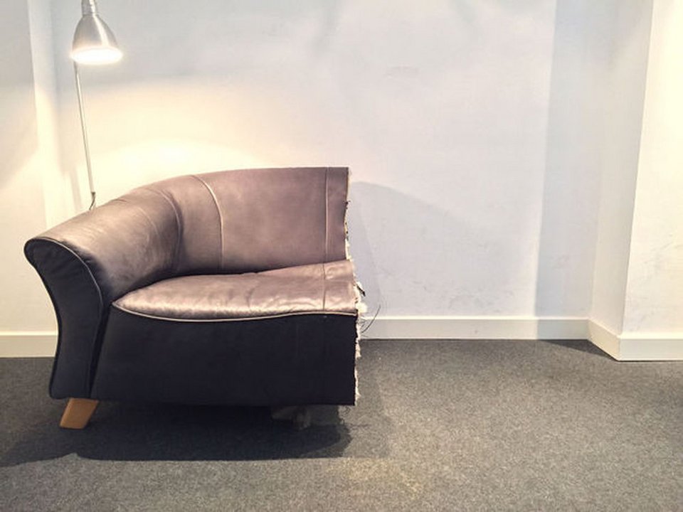 Απίστευτος τύπος: Χώρισε και μοίρασε τα πάντα, ακόμα και το αυτοκίνητο, στη μέση [βίντεο] | iefimerida.gr 6