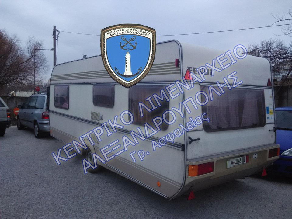 «Πολεμικό» οπλοστάσιο βρέθηκε στην Αλεξανδρούπολη -239.000 σφαίρες, 22 όπλα -Συνελήφθησαν τρεις Βρετανοί ιρακινής καταγωγής [εικόνες] | iefimerida.gr 7