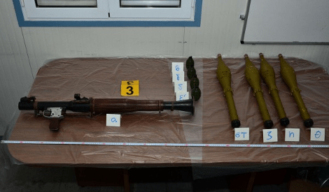 Αυτό είναι το κινητό οπλοστάσιο που βρέθηκε στο αυτοκίνητο – γιάφκα στο Παλαιό Φάληρο [εικόνες] | iefimerida.gr 3