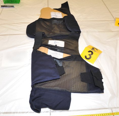 Ο οπλισμός που είχαν στην κατοχή τους οι τέσσερις συλληφθέντες [εικόνες]  | iefimerida.gr 6