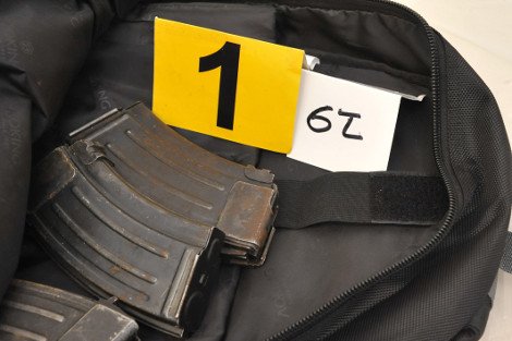 Ολος ο οπλισμός που βρέθηκε στο αυτοκίνητο στα Εξάρχεια [εικόνες] | iefimerida.gr 5