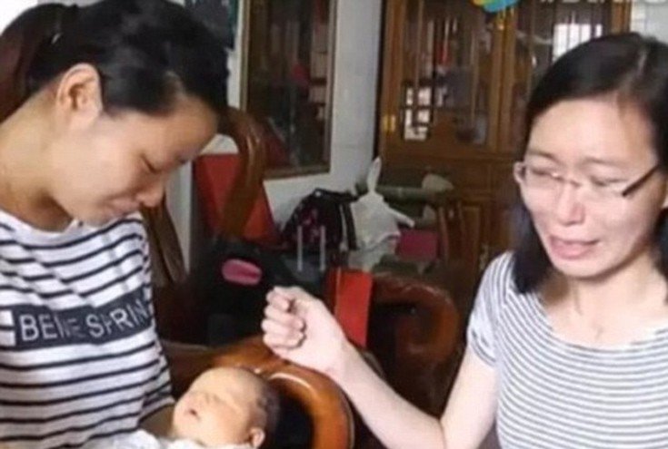 Συγκλονιστικό: Βρέφος στην Κίνα γεννήθηκε χωρίς μάτια [εικόνες & βίντεο] | iefimerida.gr 1